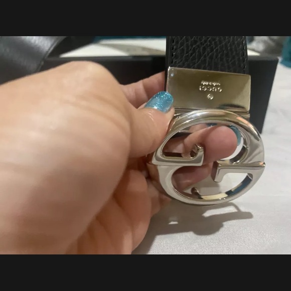 Authentic Reversible GUCCI belt 80cm unisex - Picture 3 of 7